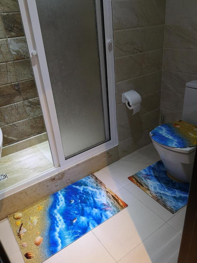 Kariat Cabo - Appartement Charmant, Climatise Avec Vue Piscine 卡博尼格洛 外观 照片
