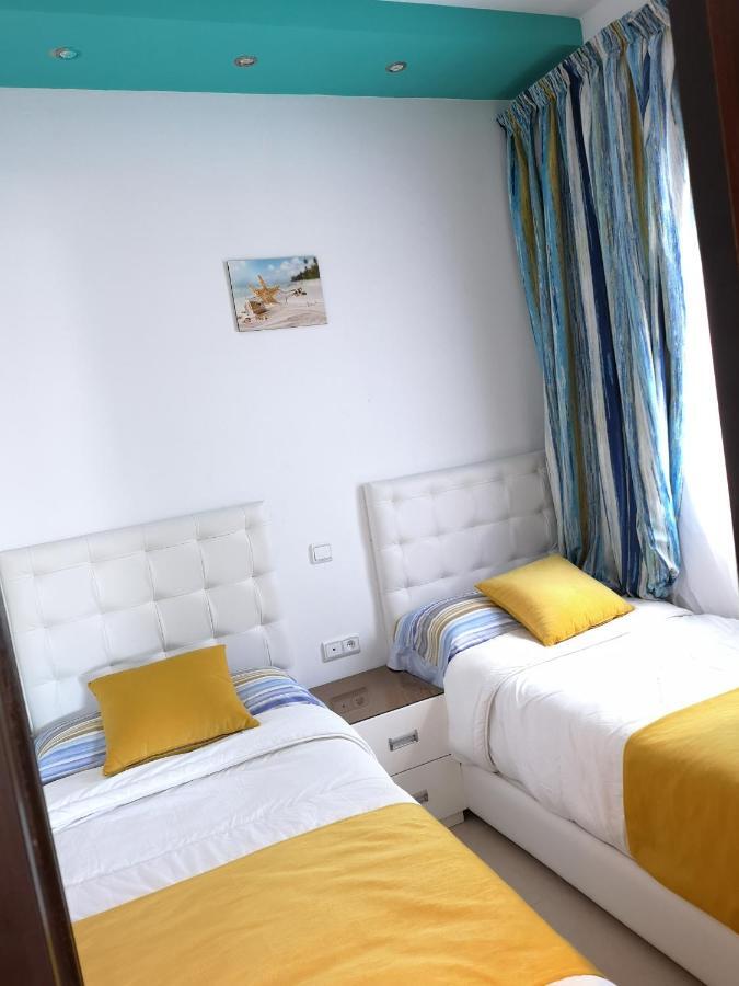Kariat Cabo - Appartement Charmant, Climatise Avec Vue Piscine 卡博尼格洛 外观 照片